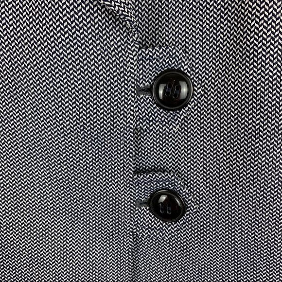 Tahari Tweed Black/White‎ Crop 2 Button Career Blazer Sz 4 - Picture 6 of 10
